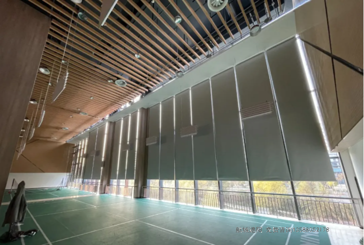 李寧體育園電動卷簾