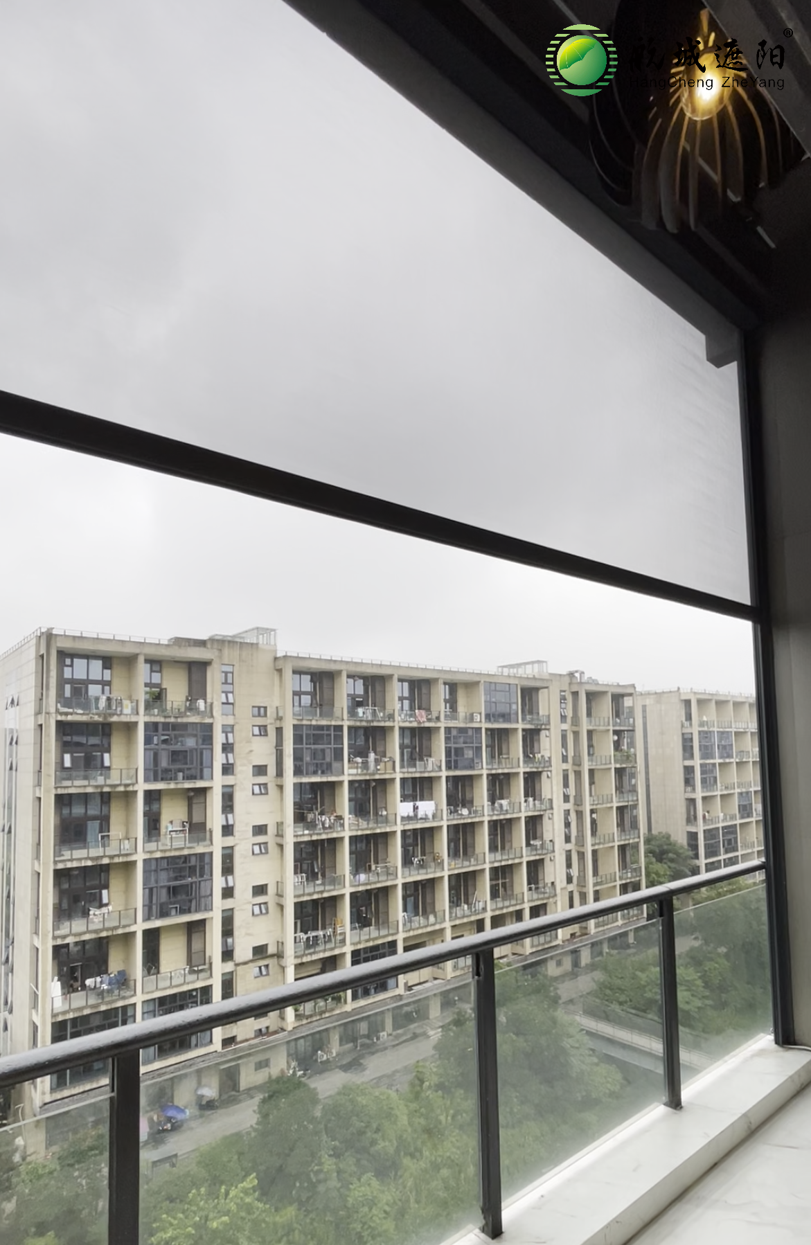 杭州中南未來里｜5.4m×4.1m超大陽臺卷簾